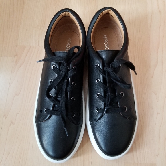 Aerosoles Black Leather Lace Up Comfort Sneakers, Term Paper, size 10 Width M - Picture 3 of 8